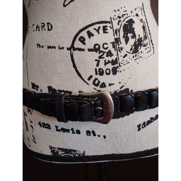 Black LEATHER Belt Women's Caterpillar Small Medium Large Waist Hip Silvertone - Picture 1 of 7